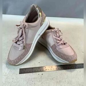 NEW Michael Kors MK Monique Pink Monogram Signature Sneakers Shoes, Size 7.5M